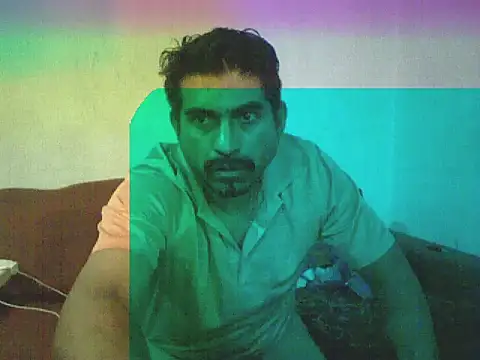 Felipenuevo1 online show from November 28, 2025, 4:56 am