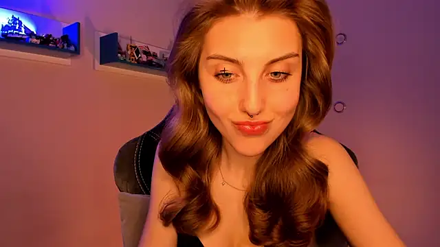 CassiaBlade1 online show from February 17, 2025, 7:23 pm