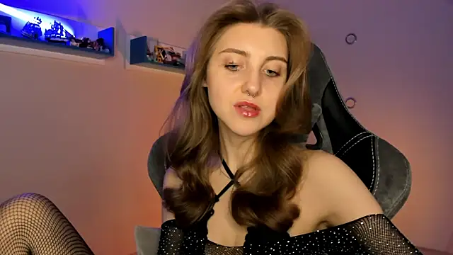 CassiaBlade1 online show from February 26, 2025, 7:32 pm