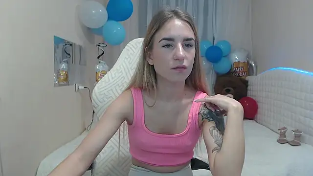 DeboraHorny online show from October 5, 2025, 6:04 am