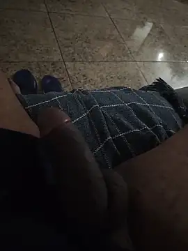 vini4016 online show from October 10, 2025, 8:31 pm