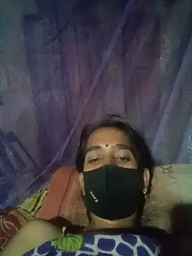 Mohni Das online show from April 3, 2026, 11:11 pm