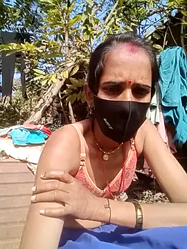 Snapshot of Mohni_Das chatting on January 6, 2026, 6:06 am Mohni Das online show from January 6, 2026, 6:06 am