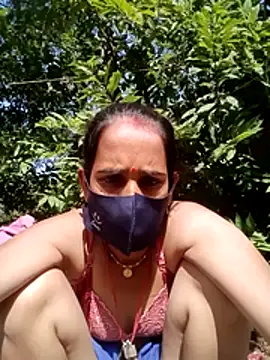 Snapshot of Mohni_Das chatting on November 9, 2025, 5:44 am Mohni Das online show from November 9, 2025, 5:44 am