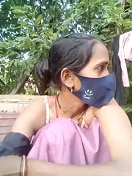 Snapshot of Mohni_Das chatting on November 20, 2025, 10:05 am Mohni Das online show from November 20, 2025, 10:05 am