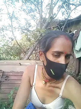 Snapshot of Mohni_Das chatting on February 12, 2026, 10:04 am Mohni Das online show from February 12, 2026, 10:04 am