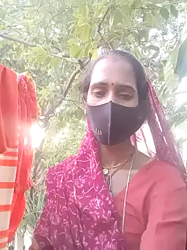 Snapshot of Mohni_Das chatting on December 2, 2024, 10:13 am Mohni Das online show from December 2, 2024, 10:13 am