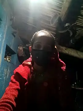 Snapshot of Mohni_Das chatting on December 11, 2024, 5:04 pm Mohni Das online show from December 11, 2024, 5:04 pm