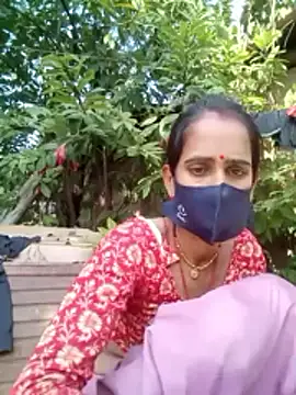 Snapshot of Mohni_Das chatting on November 16, 2025, 8:30 am Mohni Das online show from November 16, 2025, 8:30 am