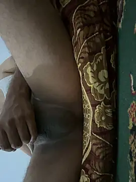 HHHHHxxn online show from April 22, 2026, 11:00 pm