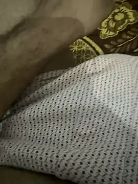 HHHHHxxn online show from April 5, 2026, 9:43 pm