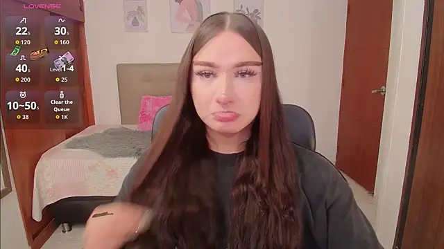 Snapshot of Miley_Baker chatting on October 1, 2025, 3:16 pm Miley Baker online show from October 1, 2025, 3:16 pm