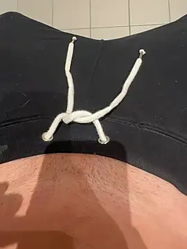 Snapshot of Donat_hot chatting on January 9, 2026, 12:12 pm Donat hot online show from January 9, 2026, 12:12 pm