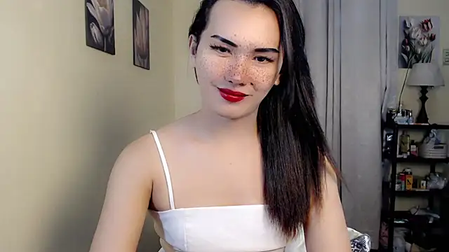 beatrice 21 online show from October 15, 2025, 2:32 am