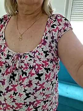 Margaret-milf online show from May 11, 2026, 8:49 am