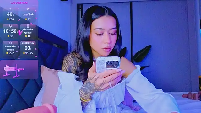 Snapshot of Mia_Tin chatting on February 27, 2026, 6:52 pm Mia Tin online show from February 27, 2026, 6:52 pm