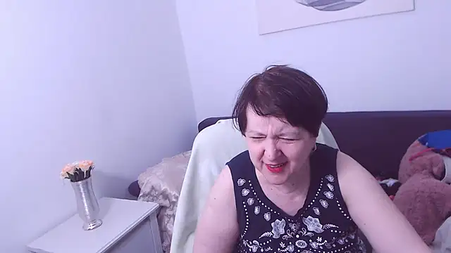 ChristaRose online show from February 28, 2025, 3:48 pm