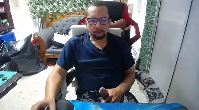 alexam galxh online show from February 10, 2025, 2:05 pm