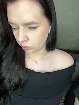 Snapshot of HellMoor chatting on September 22, 2025, 6:19 am HellMoor online show from September 22, 2025, 6:19 am