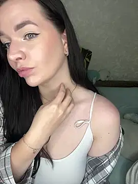 Snapshot of HellMoor chatting on September 28, 2025, 5:36 am HellMoor online show from September 28, 2025, 5:36 am