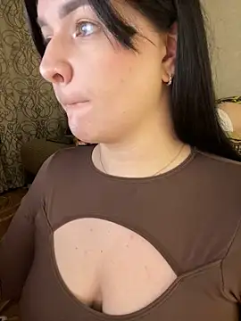 Snapshot of HellMoor chatting on October 19, 2025, 10:01 pm HellMoor online show from October 19, 2025, 10:01 pm