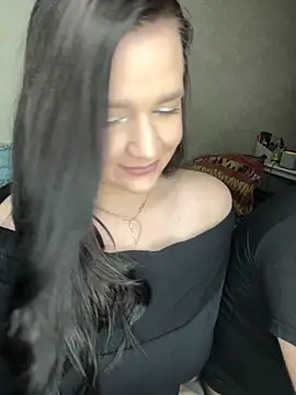 Snapshot of HellMoor chatting on September 16, 2025, 4:19 pm HellMoor online show from September 16, 2025, 4:19 pm