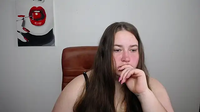 XX Daniella XX online show from May 27, 2026, 6:43 am