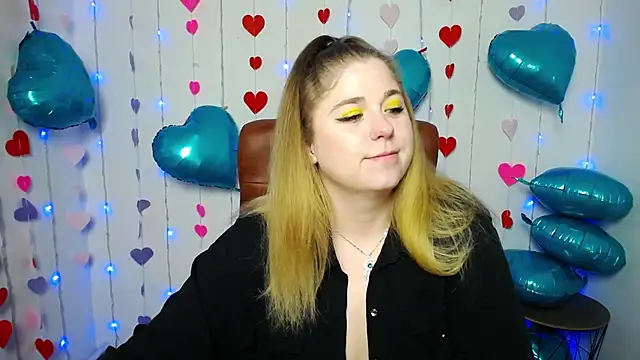 Snapshot of JessikaDaniel chatting on February 4, 2025, 10:10 am JessikaDaniel online show from February 4, 2025, 10:10 am