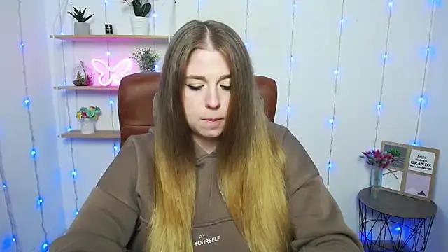 Snapshot of JessikaDaniel chatting on January 22, 2025, 10:29 am JessikaDaniel online show from January 22, 2025, 10:29 am