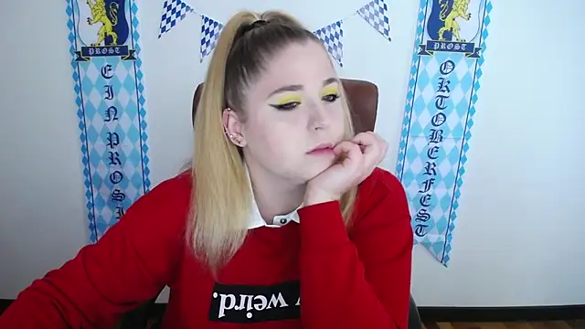 JessikaDaniel online show from October 6, 2025, 6:14 am