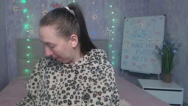 Snapshot of KaleyReed chatting on September 26, 2025, 5:47 am KaleyReed online show from September 26, 2025, 5:47 am