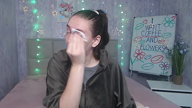 Snapshot of KaleyReed chatting on September 21, 2025, 5:34 am KaleyReed online show from September 21, 2025, 5:34 am