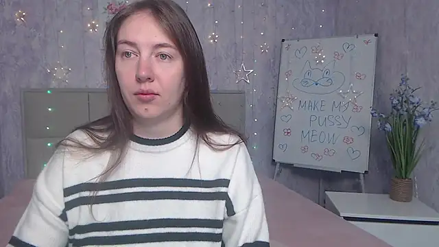 Snapshot of KaleyReed chatting on September 27, 2025, 5:02 am KaleyReed online show from September 27, 2025, 5:02 am