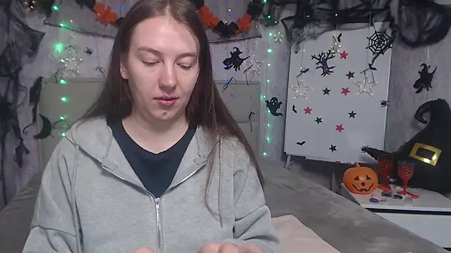 Snapshot of KaleyReed chatting on October 24, 2025, 5:17 am KaleyReed online show from October 24, 2025, 5:17 am