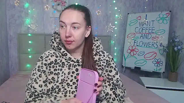 Snapshot of KaleyReed chatting on September 18, 2025, 5:43 am KaleyReed online show from September 18, 2025, 5:43 am