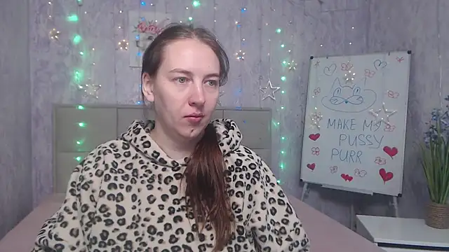 Snapshot of KaleyReed chatting on October 15, 2025, 5:39 am KaleyReed online show from October 15, 2025, 5:39 am