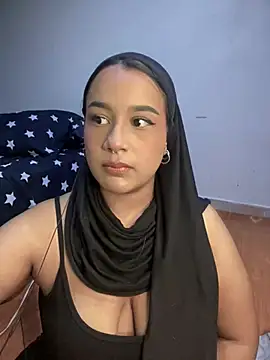 Maryam yamal online show from December 9, 2024, 8:23 pm