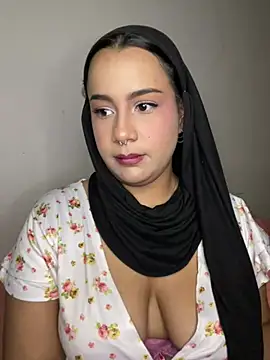 Maryam yamal online show from February 16, 2025, 9:05 pm