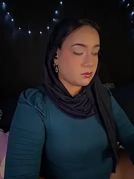 Snapshot of Maryam_yamal chatting on October 13, 2025, 9:16 pm Maryam yamal online show from October 13, 2025, 9:16 pm