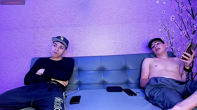 Snapshot of SecretsParty chatting on October 18, 2025, 3:30 am SecretsParty online show from October 18, 2025, 3:30 am