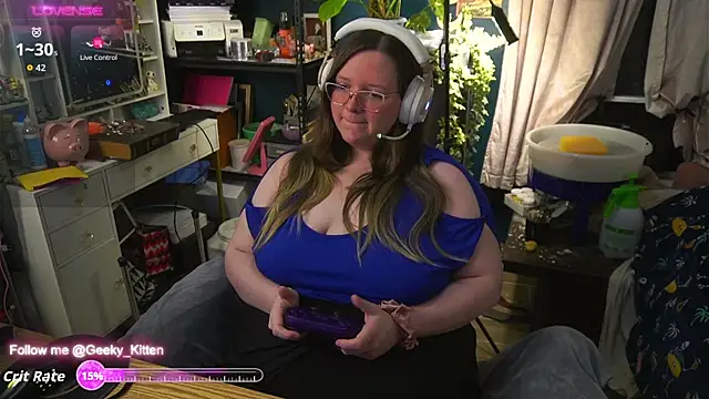 Geeky Kitten online show from September 22, 2025, 5:24 am