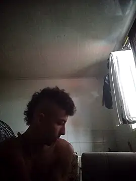 Snapshot of MattLegacy chatting on October 18, 2025, 11:12 am MattLegacy online show from October 18, 2025, 11:12 am