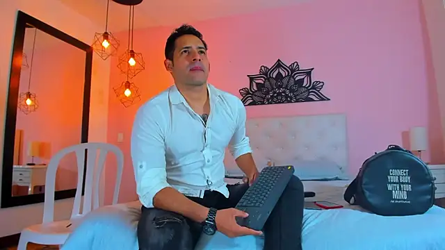 JorsMontero online show from February 12, 2025, 12:44 pm