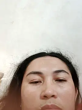 LalaiAsian online show from February 9, 2025, 5:50 am