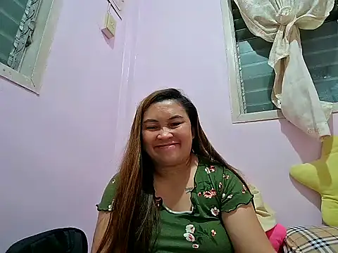 Snapshot of LalaiAsian chatting on September 18, 2025, 12:08 pm LalaiAsian online show from September 18, 2025, 12:08 pm