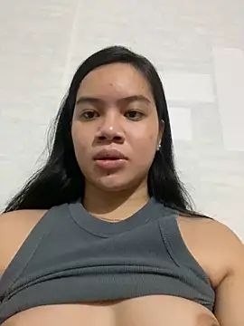 Hebefemme online show from March 12, 2025, 8:52 pm