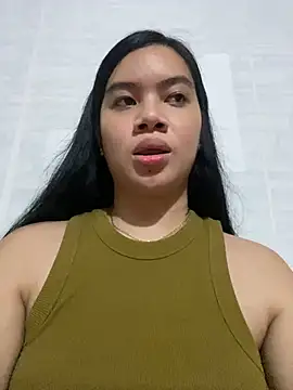 Hebefemme online show from February 27, 2025, 5:37 pm