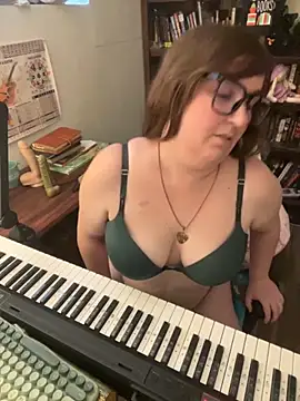 Adobe Angel online show from October 10, 2025, 9:59 pm