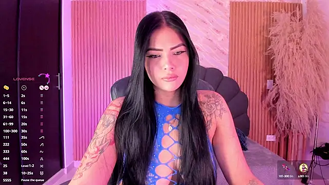 Snapshot of karol_green_ chatting on October 15, 2025, 9:34 pm karol green  online show from October 15, 2025, 9:34 pm