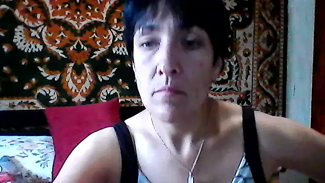 Snapshot of SunnyAmorre chatting on June 8, 2026, 9:43 am SunnyAmorre online show from June 8, 2026, 9:43 am